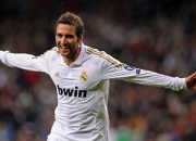 开云在线赛事平台-冰火交锋，西亚卡姆关键回合冻结灰熊，凯尔特人主场捍卫荣耀