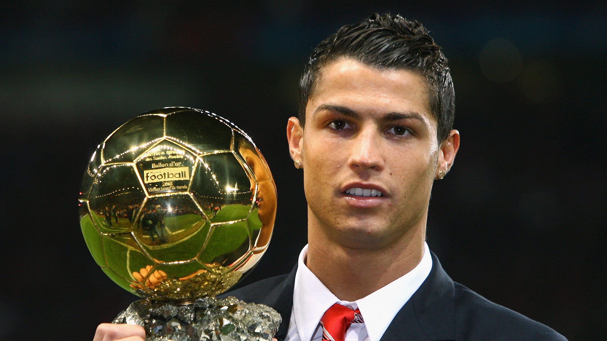 拜仁式压制与帕尔默的崛起,当团队铁律遇上个人英雄主义