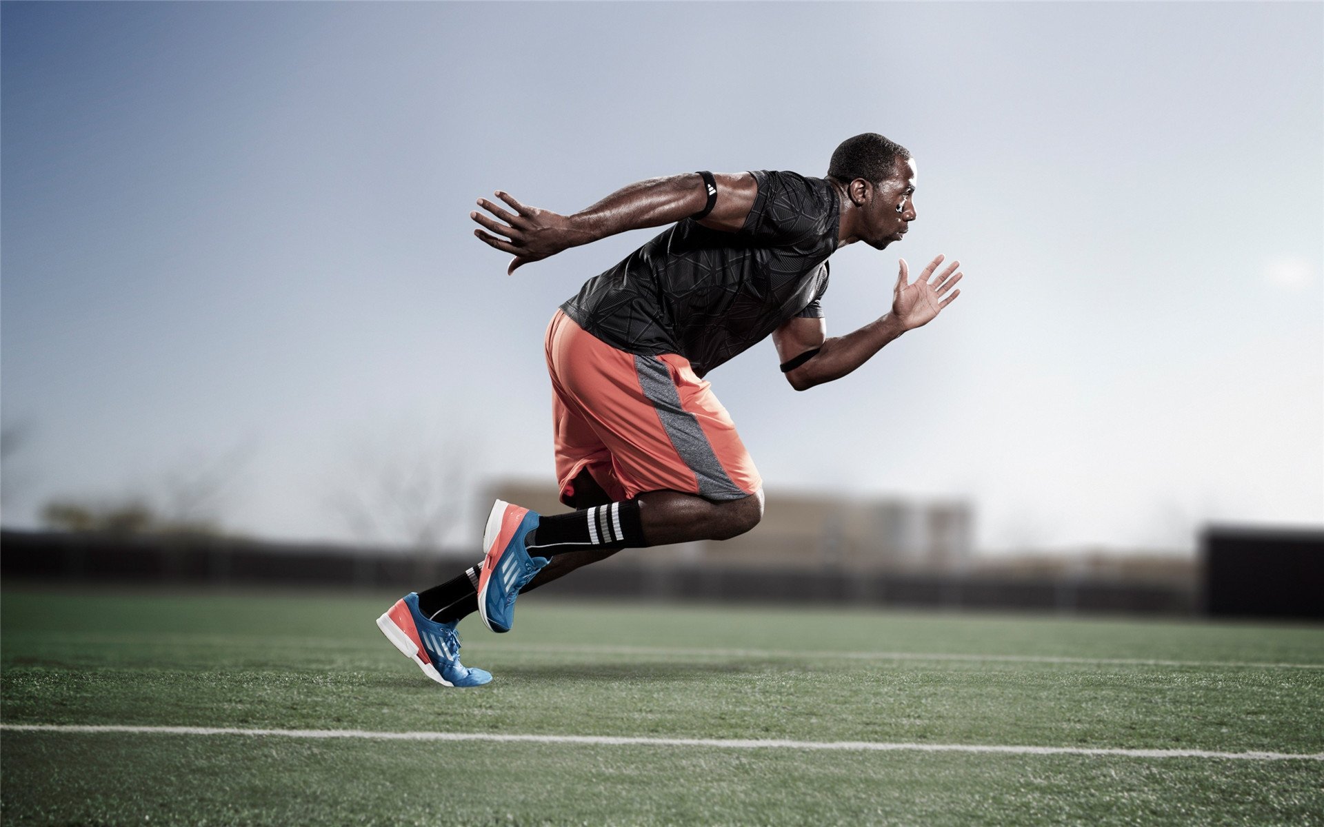 哈利伯顿发挥堪称完美,雄鹿决胜局带走开拓者