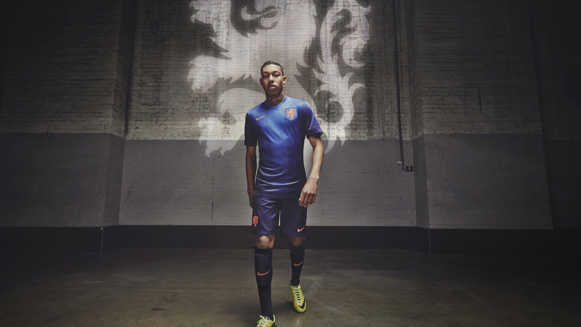 绿茵场外的欧冠淘汰赛，独行侠鏖战步行者，一场关于意志的焦点战